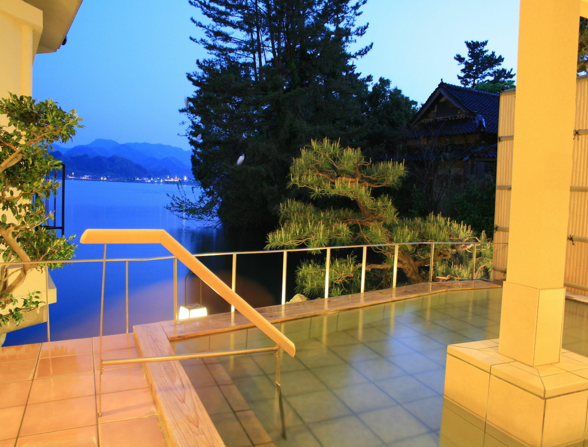 Yu-No-Yado Saika Hotel Yurihama Exterior foto